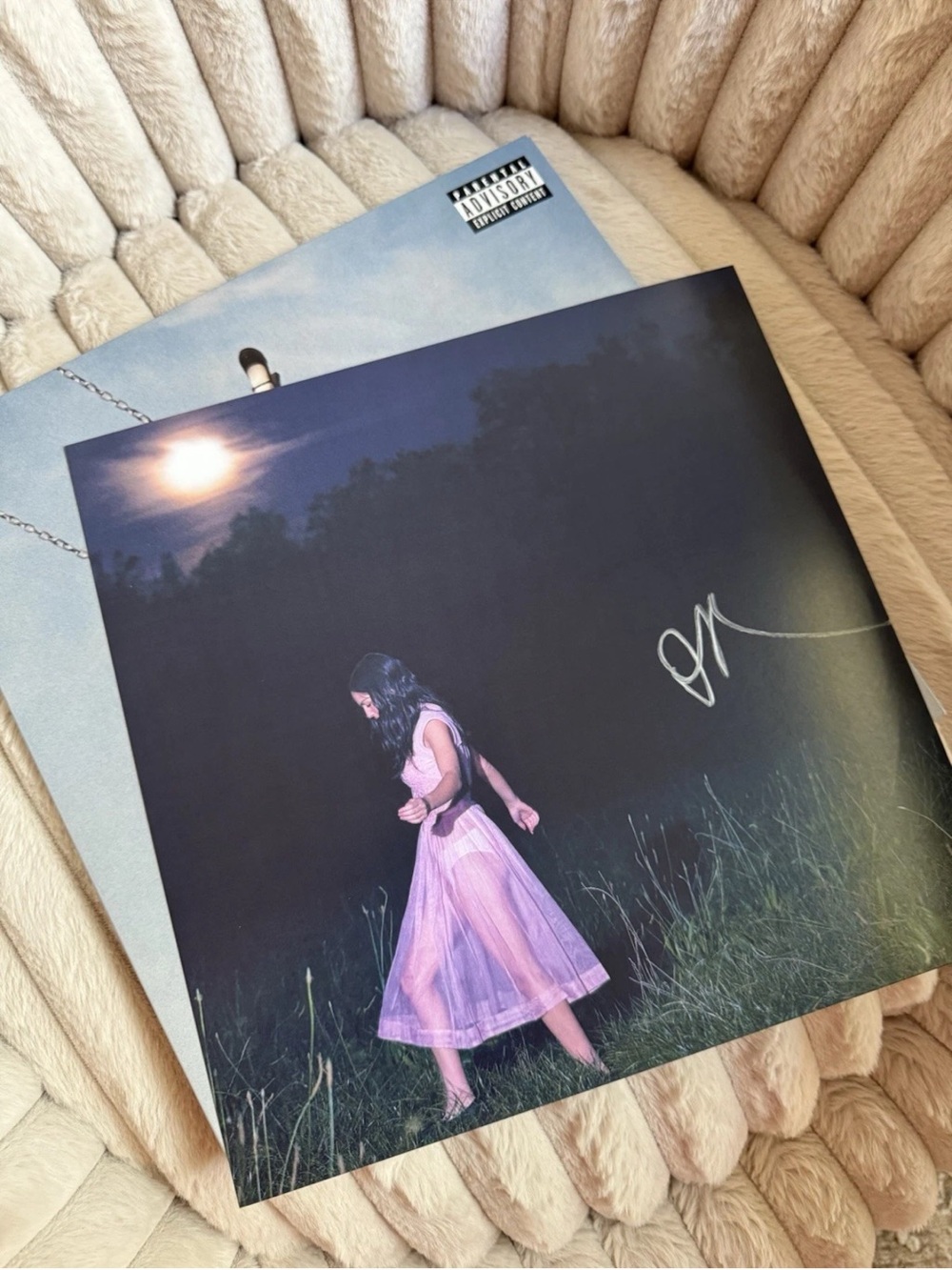 Signed Olivia Rodrigo Vinyl| you seem pretty sad for a girl in love